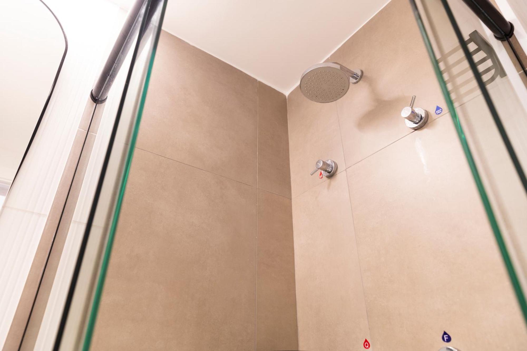 Apartamento Estudios Com Ac E Varanda Na Bela Vista *