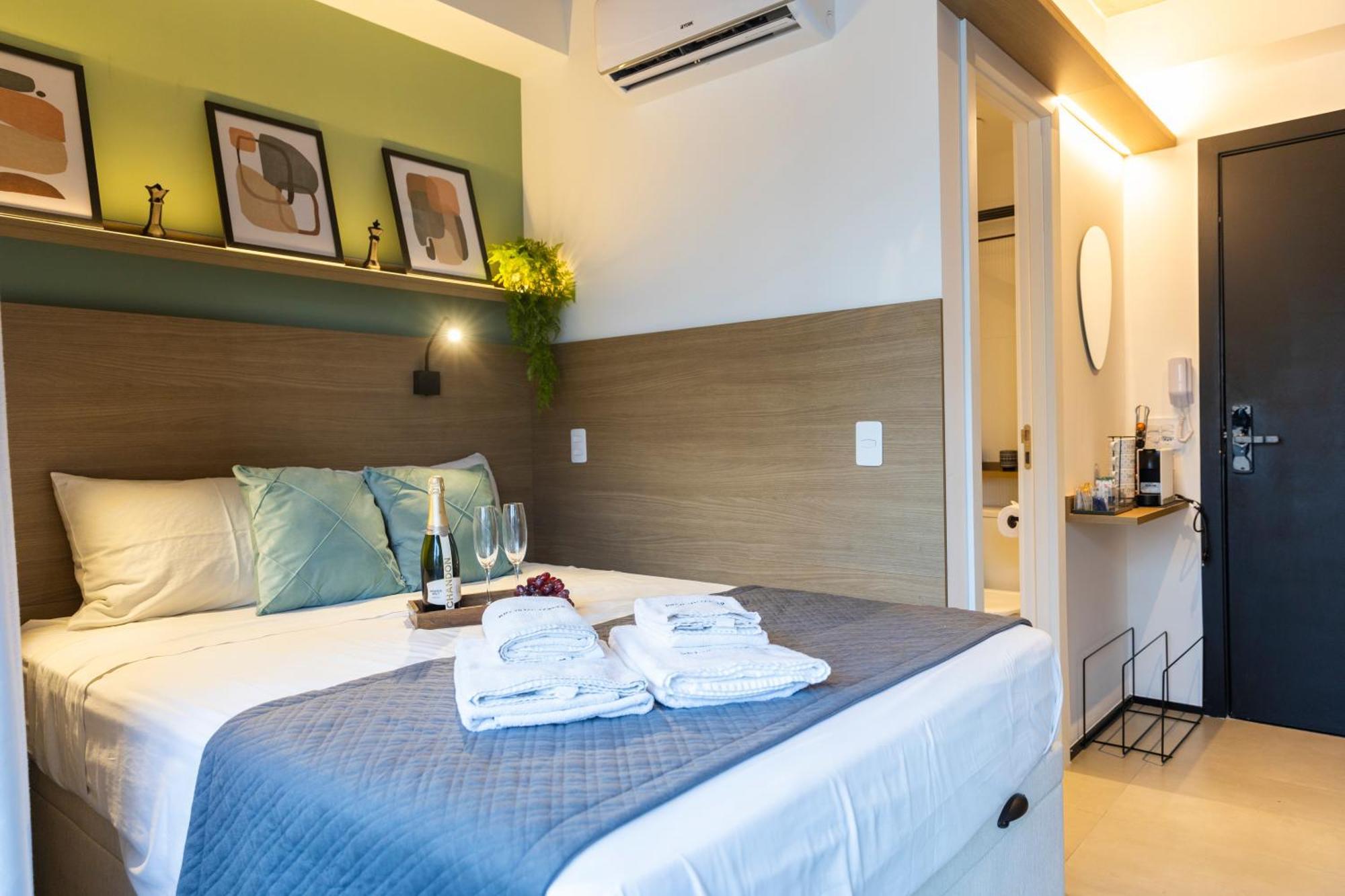 Estudios Com Ac E Varanda Na Bela Vista Apartamento *